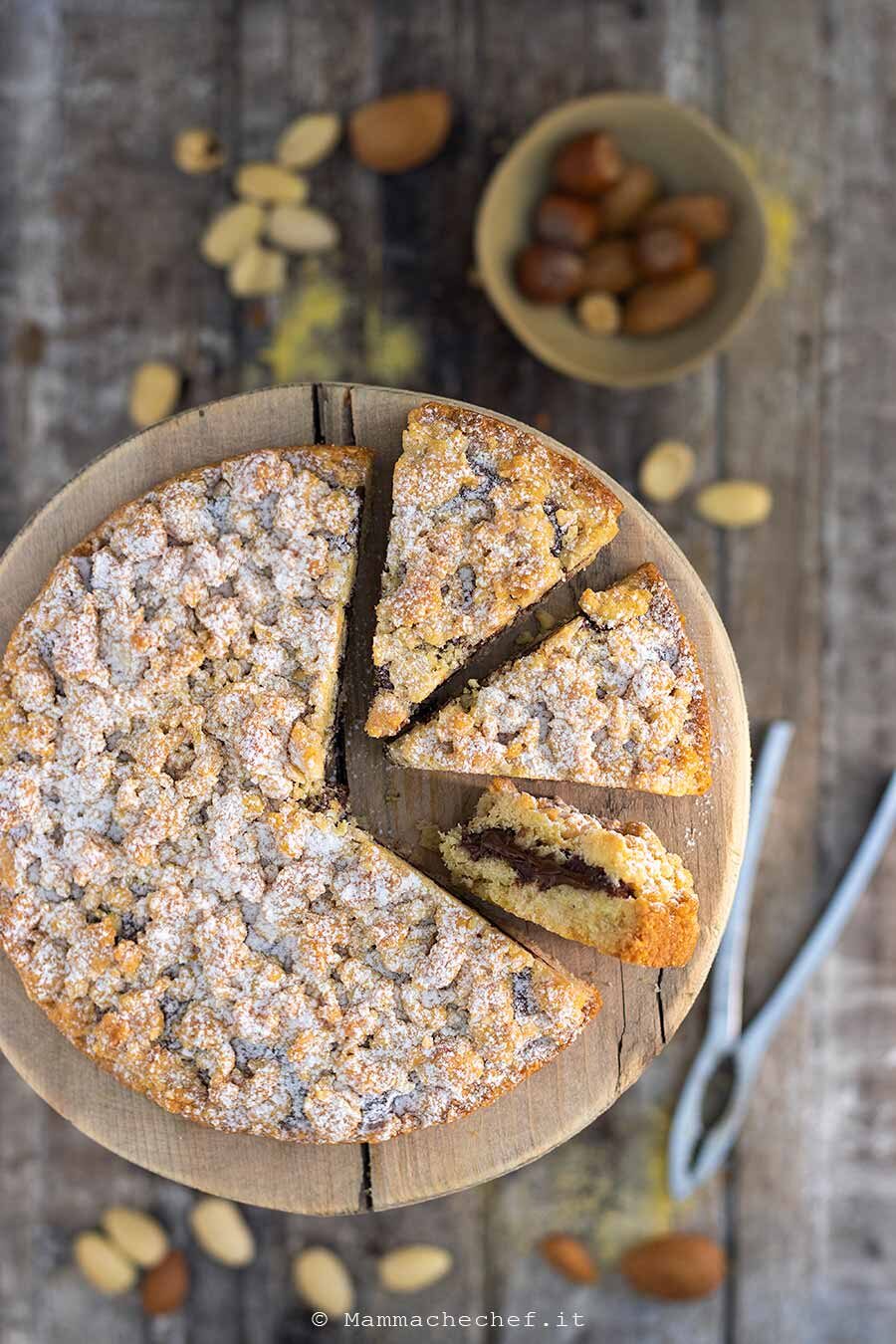 Sbrisolona con crema di nocciole - Senza burro e uova ...